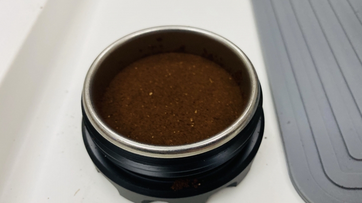 (開箱)來自波蘭的手搖義式咖啡機Kazak Rota 2