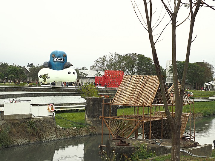 屏東市 屏東縣民公園|崇蘭新村(成功區)|勝利新村 之 屏東燈會展區 — 全臺首座工業遺構公園與最大面積日式宿舍群中的燈會