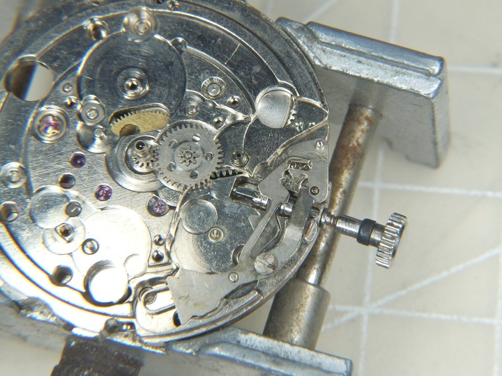 自娛玩修錶 - 遙思八零年代: SEIKO 5電視面(TV dial) 6309-510A自動上鏈老錶 (cal. 6309A)