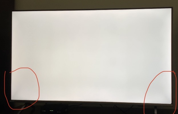 請問飛利浦新電視這樣正常嗎？