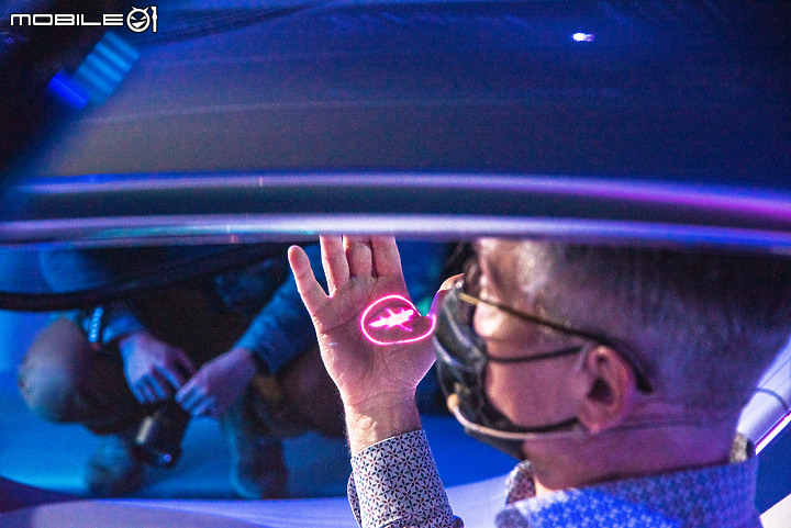 【採訪】化科幻為現實，Mercedes-Benz VISION AVTR電動概念車登台亮相！