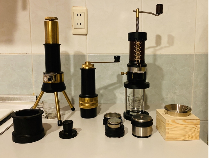 (開箱)來自波蘭的手搖義式咖啡機Kazak Rota 2