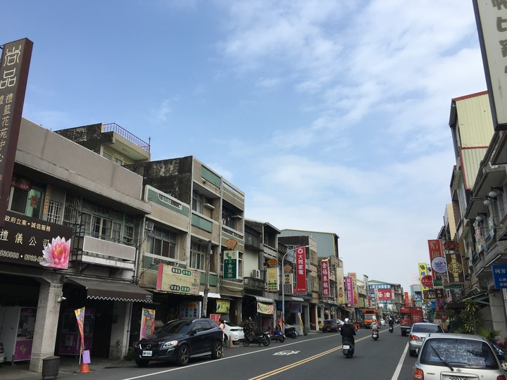 騎 遊 新 營 、 鹽 水 追 蜂 炮