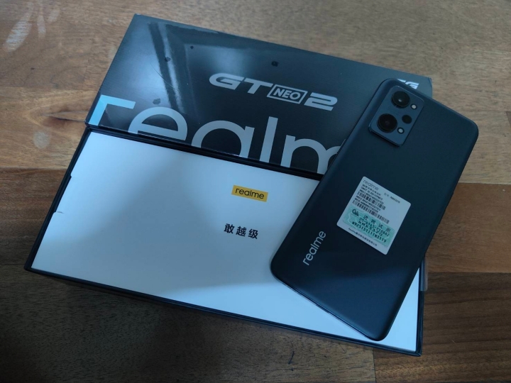 簡單開箱 陸版 GT Neo2 影黑