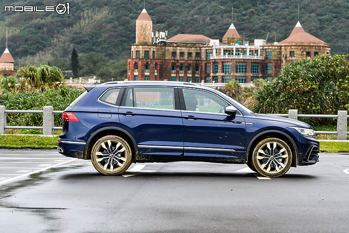 七人座SUV頂上對決 │ VW Tiguan Allspace x Hyundai Santa Fe x Kia Sorento x Peugeot 5008
