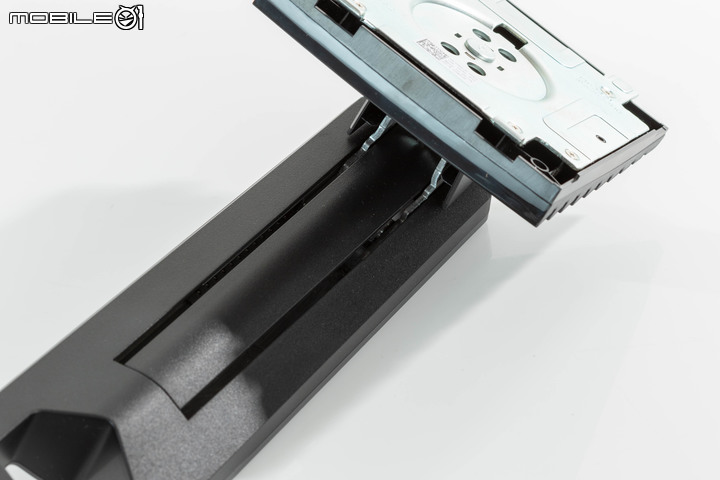 Dell 25 S2522HG 遊戲專用顯示器開箱實測 在 240Hz 高更新率規格內提供靈活使用彈性