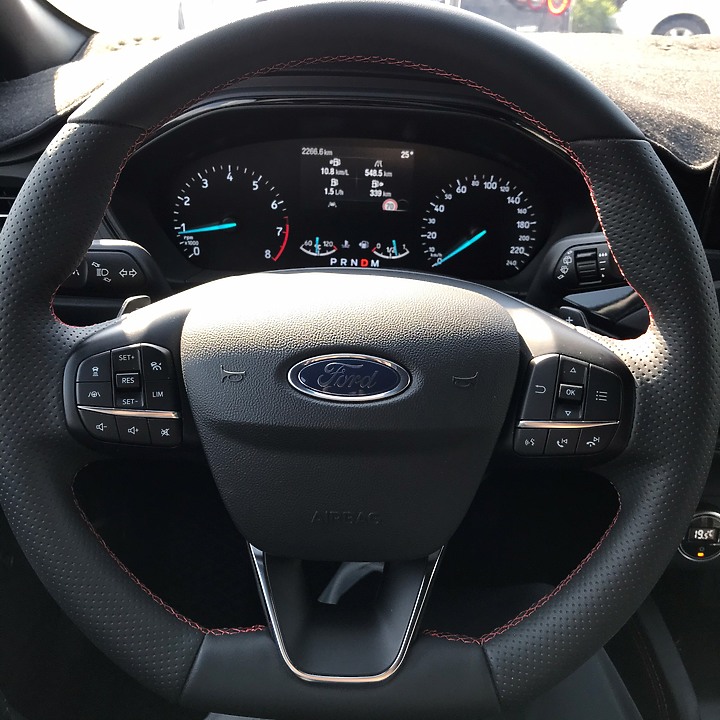 遲來的開箱文 ~ 2021 Ford Focus ST line Lommel X 5D