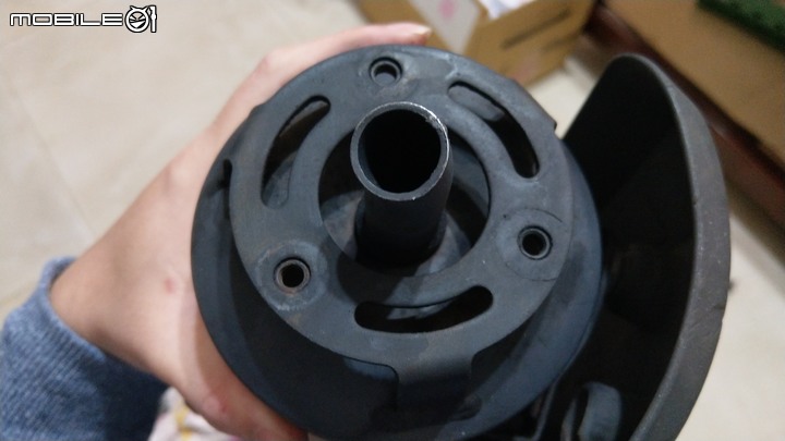 DIY保養排氣管 除鏽 噴耐熱漆