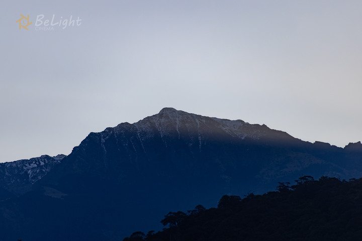點我看大圖 三訪雪季雪山--星空 動物 飛上天