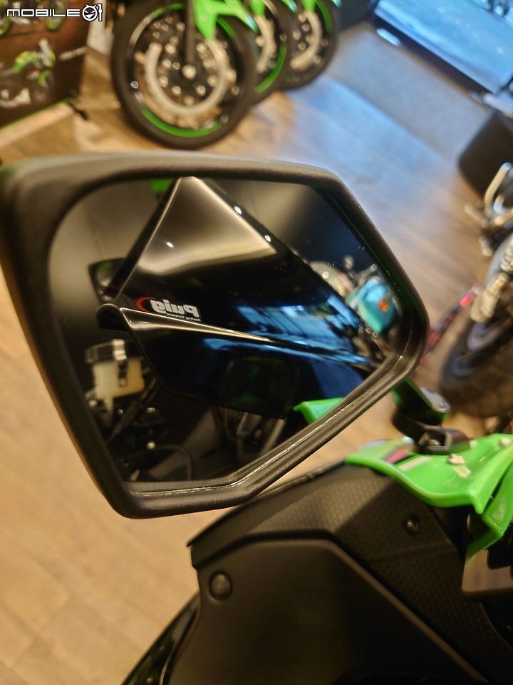 點我看大圖 【新車開箱】 2022年式 ZX6R 生日當天浮誇開箱~ (文多圖多廢話也很多XD)