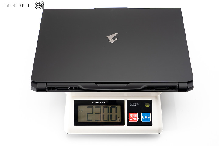 GIGABYTE AORUS 15 XE4 測試報告｜效能與美型兼具的準旗艦電競筆電！