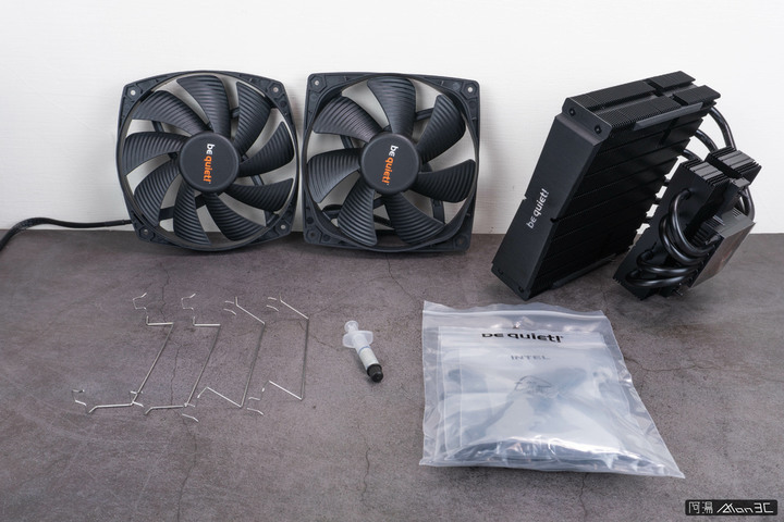 點我看大圖 「開箱」be quiet! Dark Rock TF 2 - 誰說下吹式散熱器只能給 ITX 用?