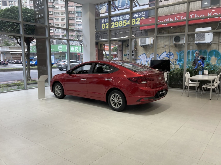 Hyundai Elantra 30000公里定保紀錄