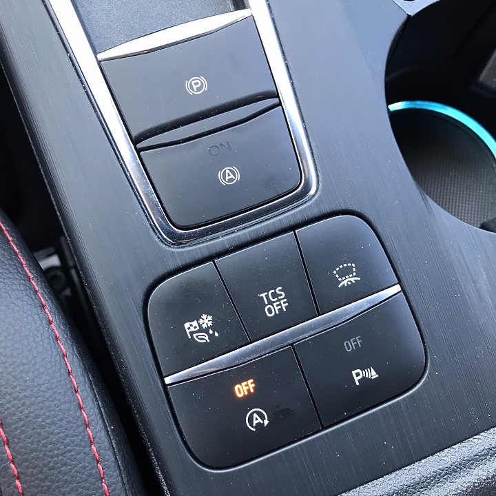 遲來的開箱文 ~ 2021 Ford Focus ST line Lommel X 5D