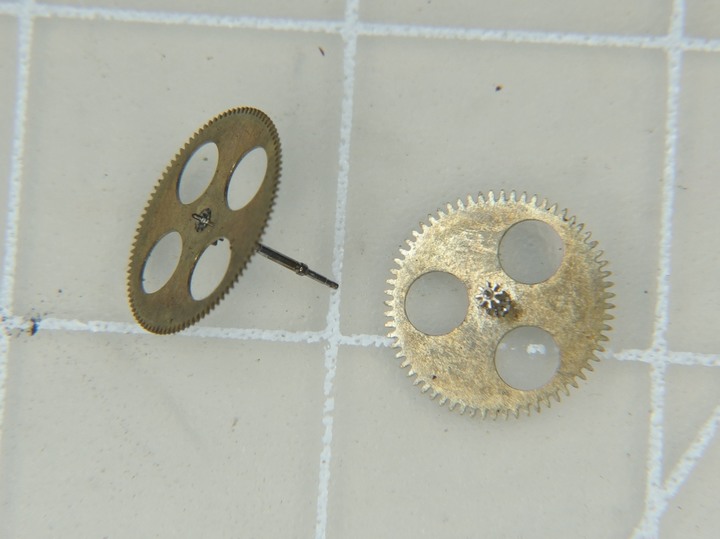 自娛玩修錶 - 遙思八零年代: SEIKO 5電視面(TV dial) 6309-510A自動上鏈老錶 (cal. 6309A)