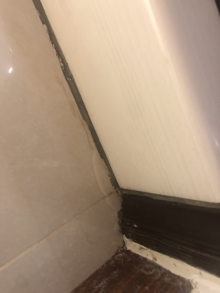 浴室漏水求助