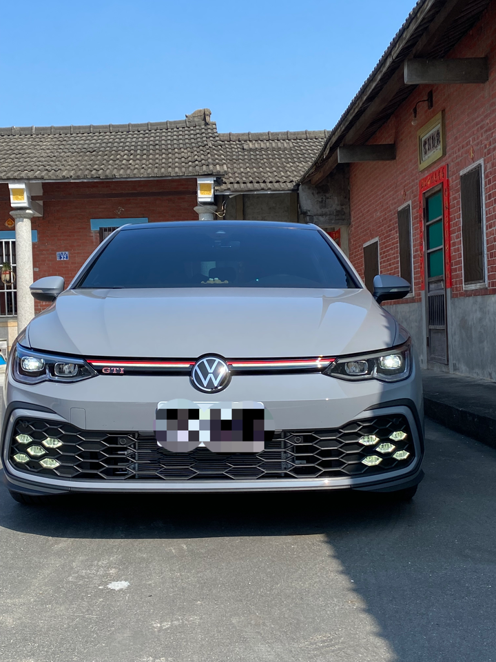 開心迎接GOLF GTI的到來(文長慎入)