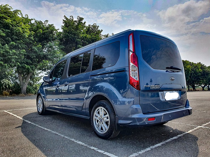 點我看大圖 Ford Tourneo Connect 使用心得