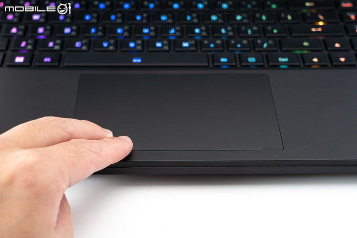 GIGABYTE AORUS 15 XE4 測試報告｜效能與美型兼具的準旗艦電競筆電！
