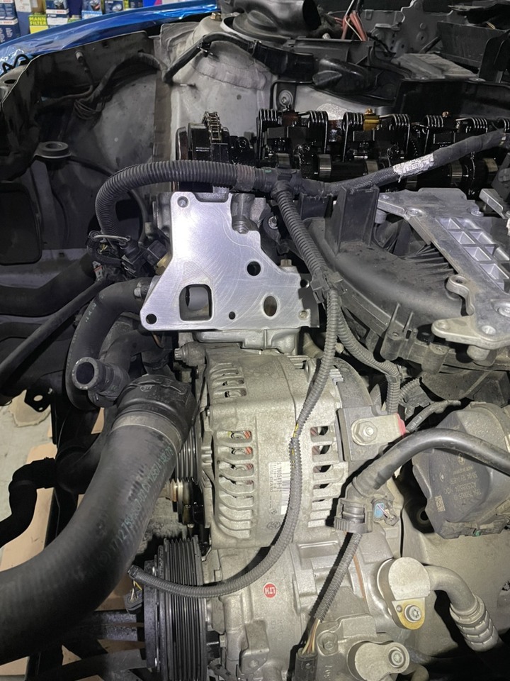BMW F30 320I N20引擎更換正時鍊條/引擎腳