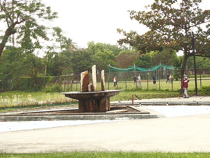 屏東市 屏東縣民公園|崇蘭新村(成功區)|勝利新村 之 屏東燈會展區 — 全臺首座工業遺構公園與最大面積日式宿舍群中的燈會