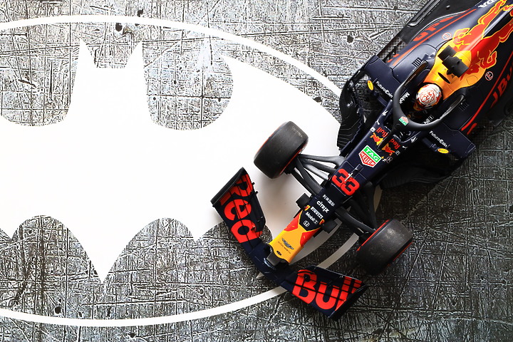 《 MINICHAMPS 1:18 Red Bull RB15 F1賽車模型 》賽道靈魂，飆速求生