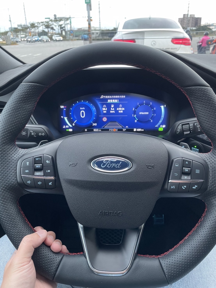 KUGA ST-LINE終於交車啦～黑隊成員報到！