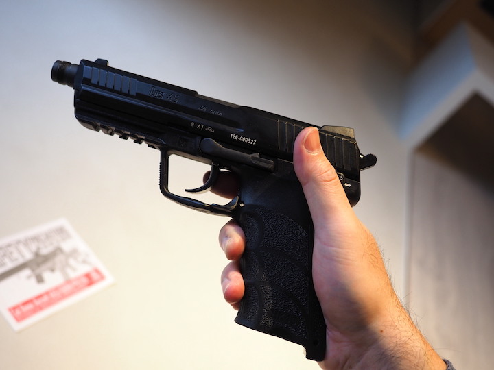 [開箱] VFC HK45 Tactical 氣動空氣軟槍