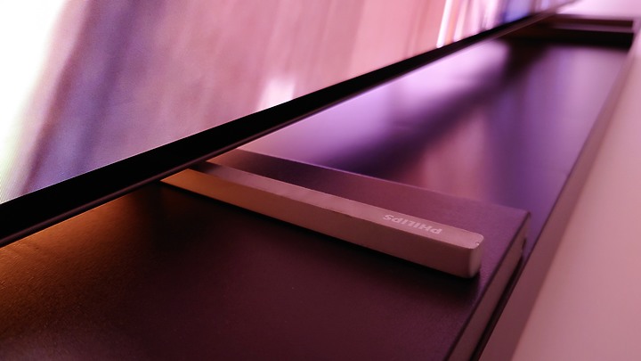[開箱] 飛利浦 PHILIPS TV OLED806 輕旗艦新機 影音與電玩的斜槓王者