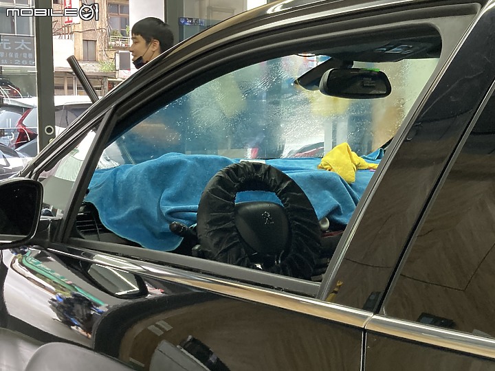 【個人分享】隔熱紙更換心得:能亮就不要暗