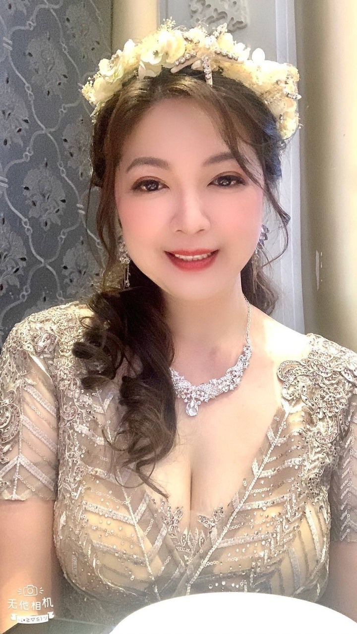 台中媽媽禮服晚禮服出租分享(含試穿&實穿照)