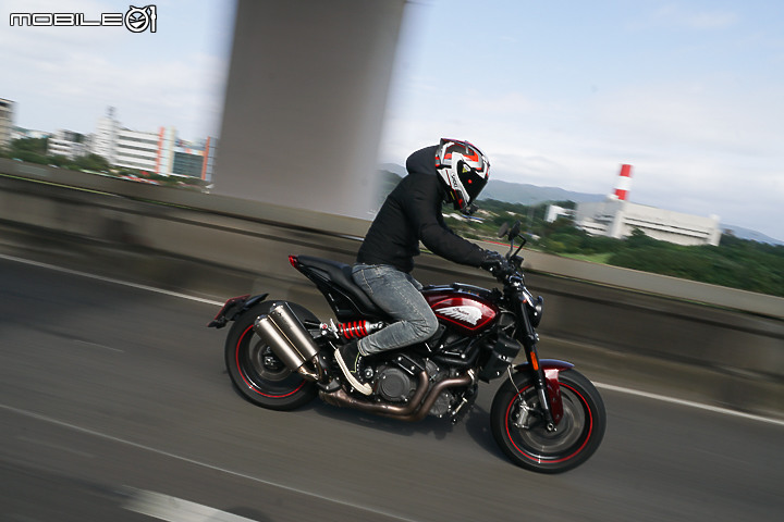 Indian FTR S 試駕|美系運動街跑 低轉扭力顛覆觀感