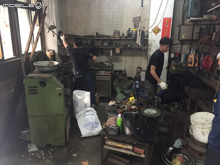 【開箱】40年老工廠大翻新,廢墟工廠轉變時尚飯店宅