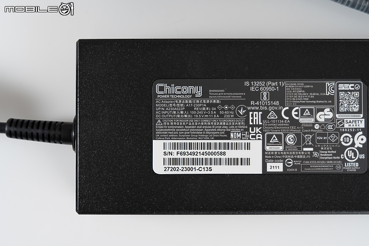 GIGABYTE AERO 16 YE5 測試報告｜頂尖效能的創作者筆電