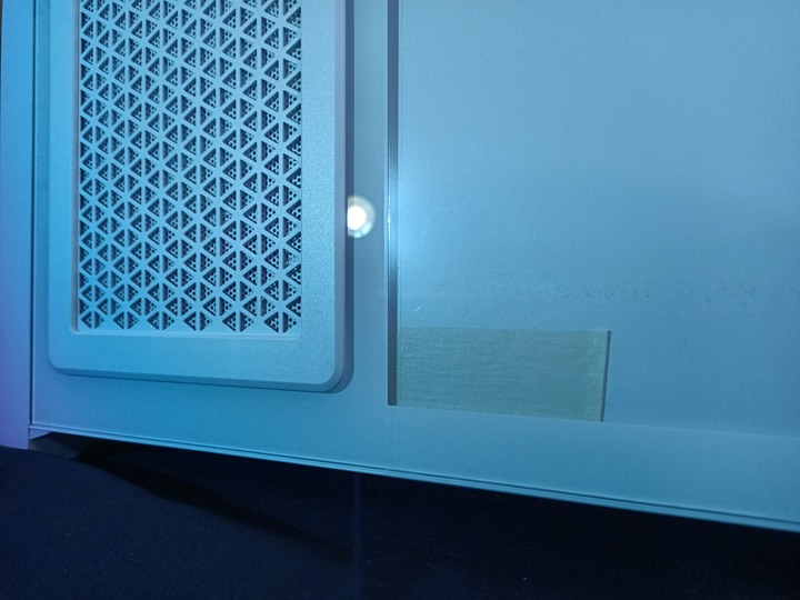 純白紳士 Corsair海盜船 iCUE 5000X RGB QL Edition 開箱評測