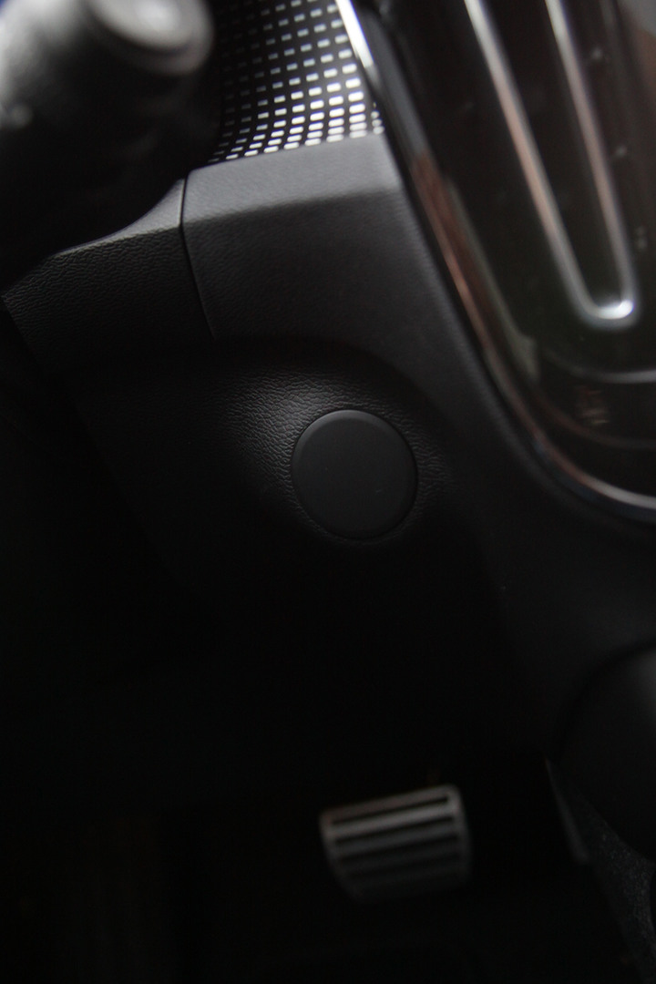Volvo XC40 Recharge P8 搶先試駕