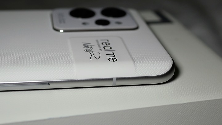 realme GT 2 pro 小謝的不專業開箱