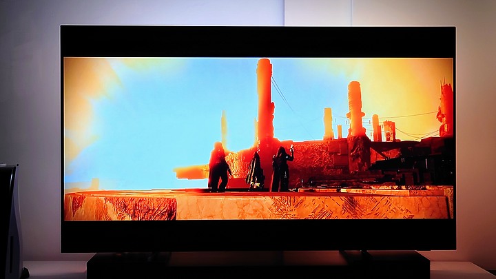 [開箱] 飛利浦 PHILIPS TV OLED806 輕旗艦新機 影音與電玩的斜槓王者