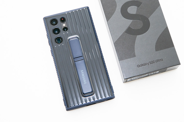 Galaxy S22 Ultra開箱 也跟Note20 Ultra比較一下