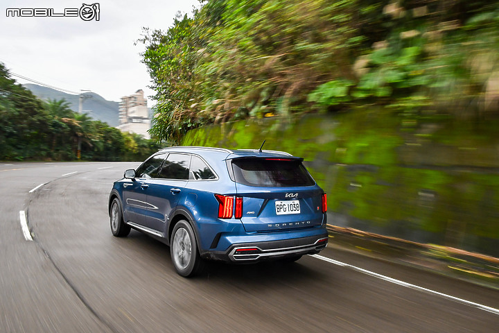 七人座SUV頂上對決 │ VW Tiguan Allspace x Hyundai Santa Fe x Kia Sorento x Peugeot 5008