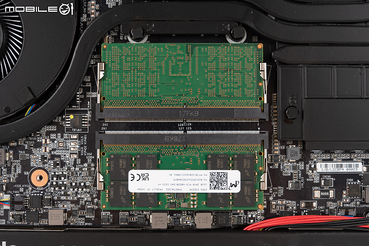GIGABYTE AERO 16 YE5 測試報告｜頂尖效能的創作者筆電