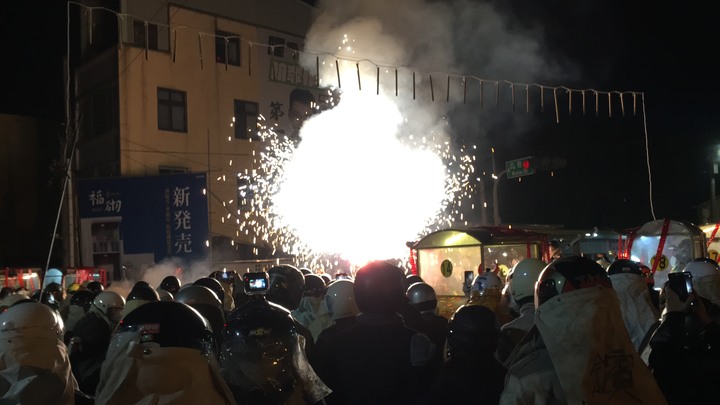 騎 遊 新 營 、 鹽 水 追 蜂 炮