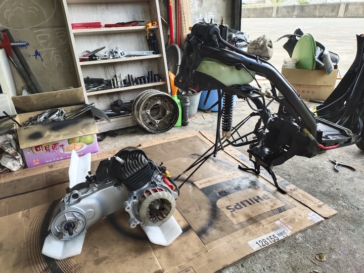 貧窮大學生再一台Dio50(F5AR)翻新紀錄(2022/02)