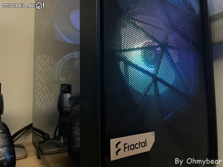 你要的我幾乎都有 ARCTIC P12 PWM PST A-RGB 0dB 風扇