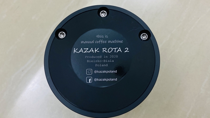 (開箱)來自波蘭的手搖義式咖啡機Kazak Rota 2