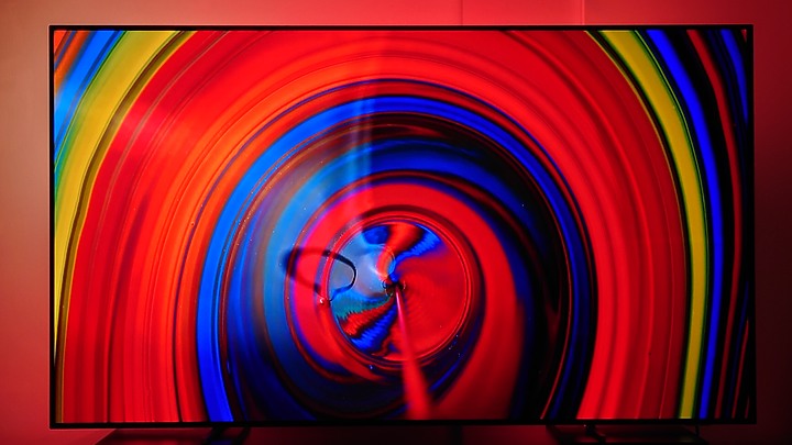 [開箱] 飛利浦 PHILIPS TV OLED806 輕旗艦新機 影音與電玩的斜槓王者