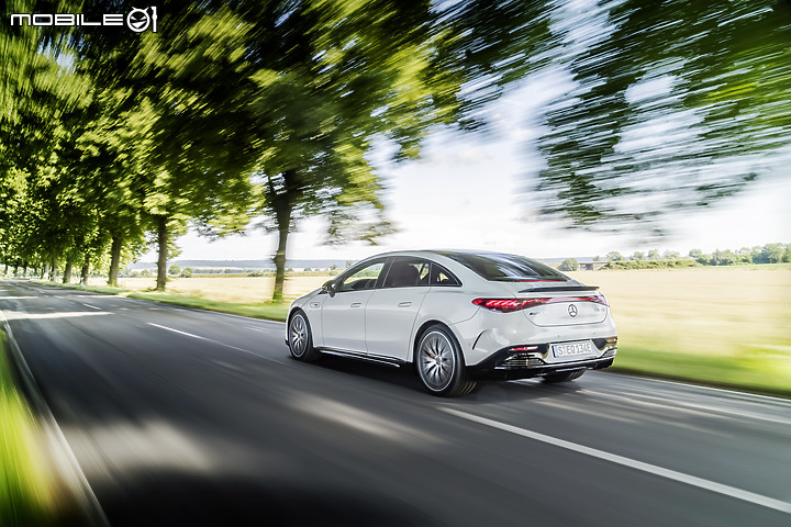 【海外新訊】勁來電 好暴力!Mercedes-AMG EQE 43/53 4Matic正式亮相