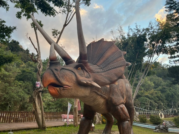新的恐龍主題樂園,台中大坑啵比星球連假好去處