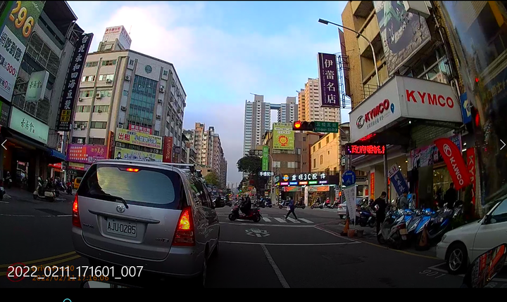 創見Drivepro 20 行車紀錄器(機車頭戴式)小開箱
