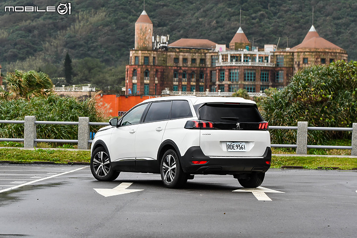 七人座SUV頂上對決 │ VW Tiguan Allspace x Hyundai Santa Fe x Kia Sorento x Peugeot 5008